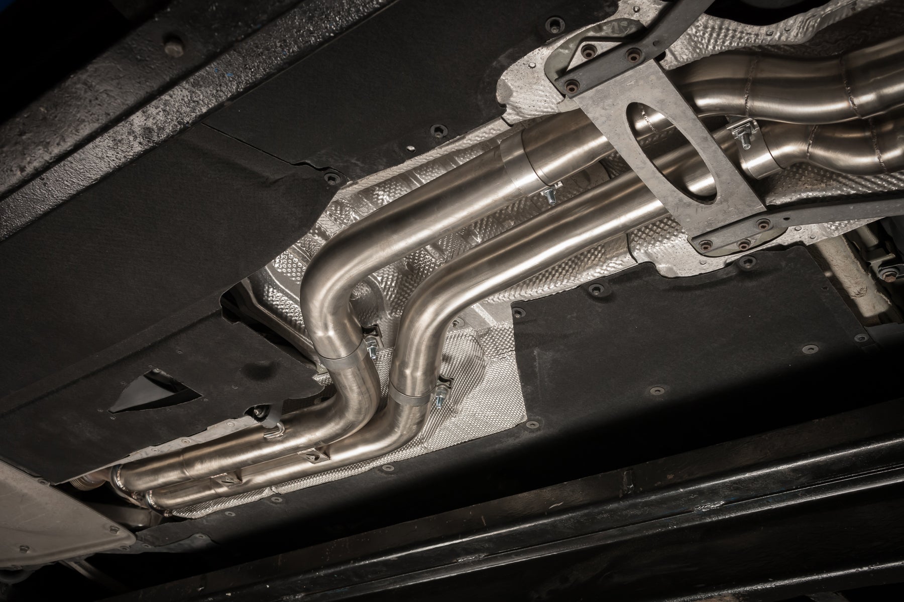 Cobra sport bmw m3 (f80) 3" valved primary cat back exhaust 3 Cobra sport bmw m3 (f80) 3" valved primary cat back exhaust - image 3