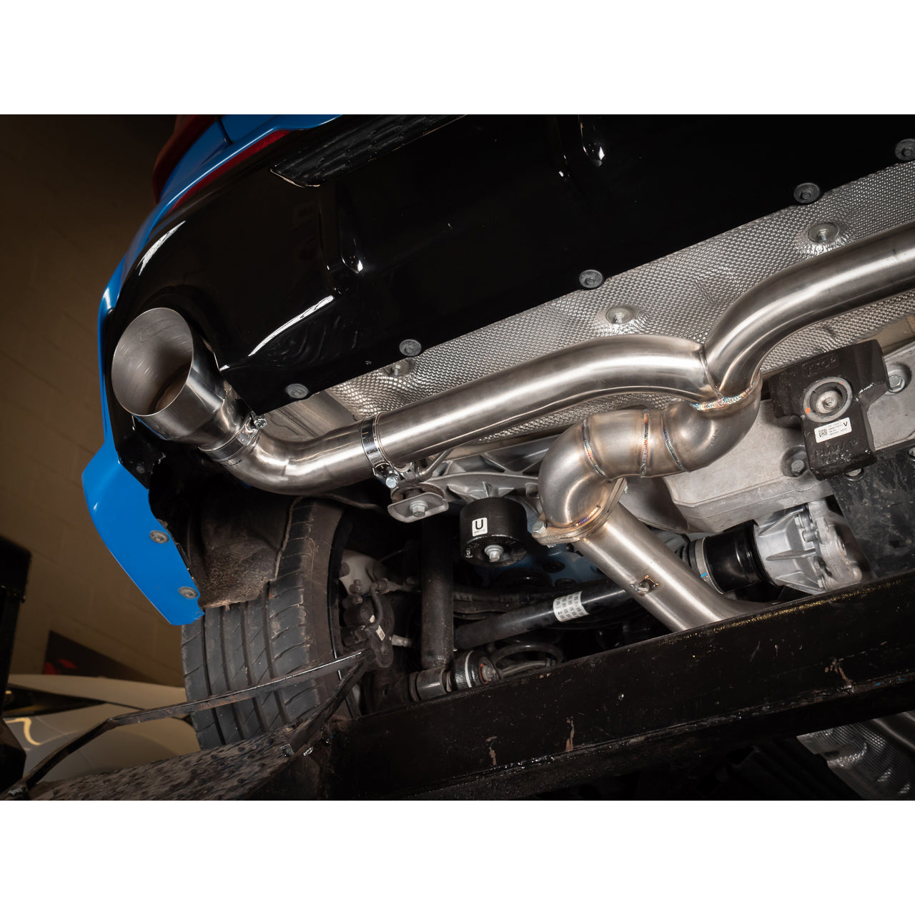 Cobra sport bmw m135i (f40) venom turbo back box delete race exhaust 5 Cobra sport bmw m135i (f40) venom turbo back box delete race exhaust - image 5