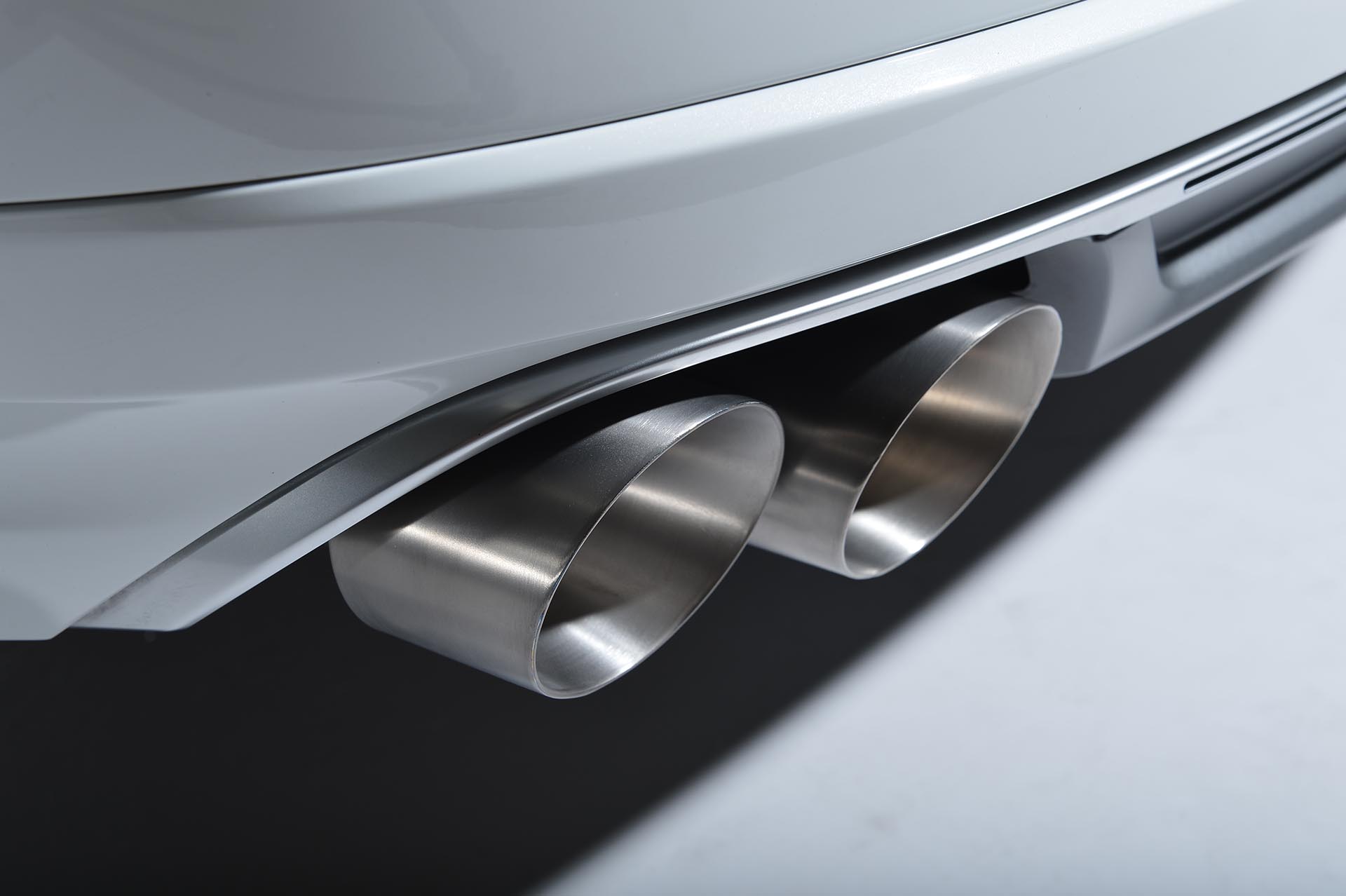 Milltek sport audi s8 (d4) 4. 0tfsi cat-back exhaust 4 Milltek sport audi s8 (d4) 4. 0tfsi cat-back exhaust - image 4