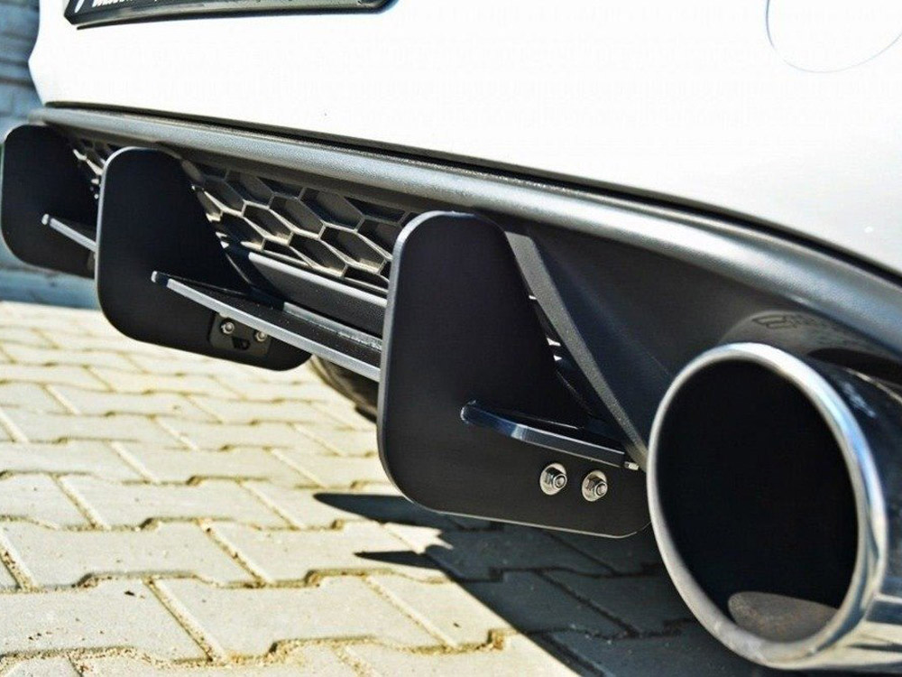 Maxton rear diffuser & rear side splitters for volkswagen golf mk7 gti 4 Maxton rear diffuser & rear side splitters for volkswagen golf mk7 gti - image 4
