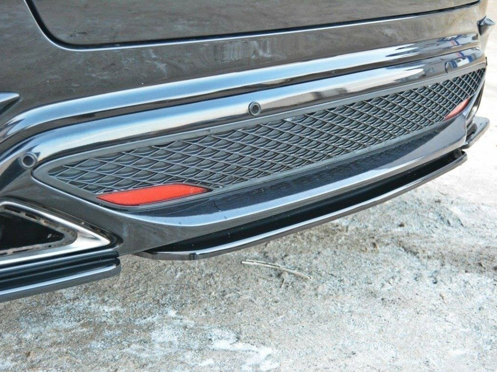 Maxton central rear splitter honda civic mk8 type s/r (without vertical bars) 5 Maxton central rear splitter honda civic mk8 type s/r (without vertical bars) - image 5