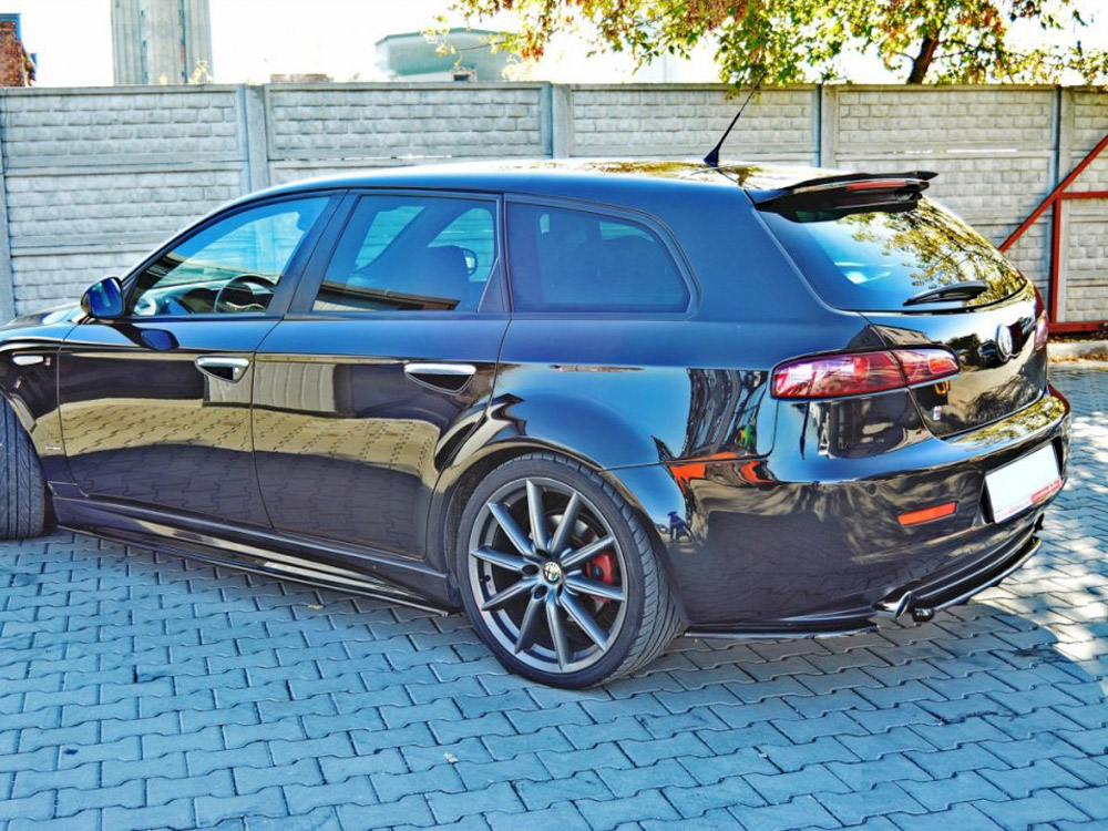 Maxton spoiler cap alfa romeo 159 sportwagon - gloss black 3 Maxton spoiler cap alfa romeo 159 sportwagon - gloss black - image 3