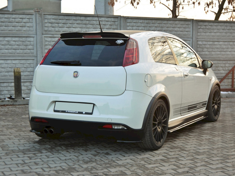Maxton rear side splitters fiat grande punto abarth 3 Maxton rear side splitters fiat grande punto abarth - image 3