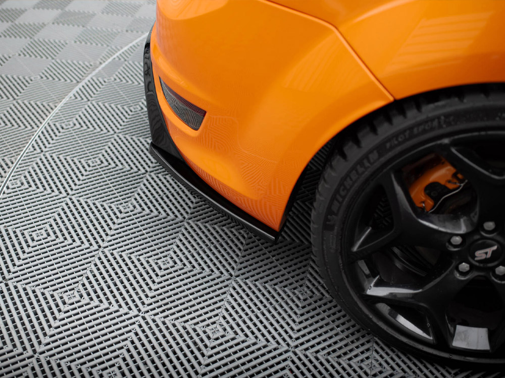 Maxton rear side splitters v2 ford focus mk2 st facelift models 4 Maxton rear side splitters v2 ford focus mk2 st facelift models - image 4