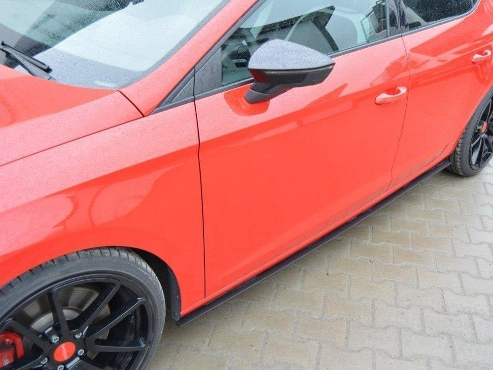 Maxton racing side skirts diffusers seat leon mk3 cupra/fr 3 Maxton racing side skirts diffusers seat leon mk3 cupra/fr - image 3