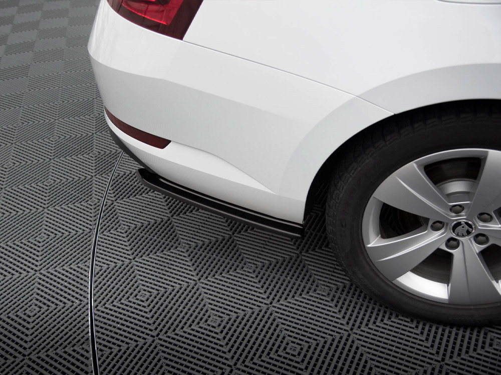 Maxton rear side splitters skoda superb mk3 hatchback/estate 4 Maxton rear side splitters skoda superb mk3 hatchback/estate - image 4
