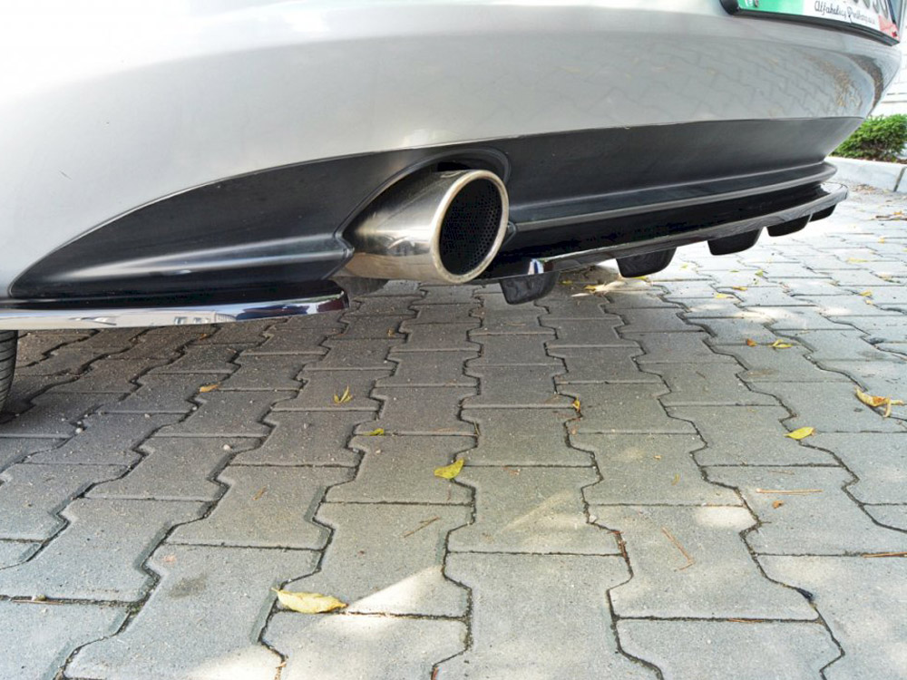 Maxton central rear splitter alfa romeo 159 (vertical bars) 2 Maxton central rear splitter alfa romeo 159 (vertical bars) - image 2