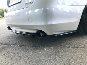 Maxton Central Rear Splitter (Vertical Bars) Lexus GS 300 Mk3 Facelift Models