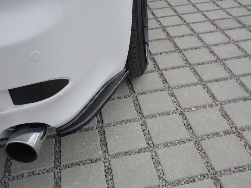 Maxton rear side splitters lexus is mk2 4 Maxton rear side splitters lexus is mk2 - image 4