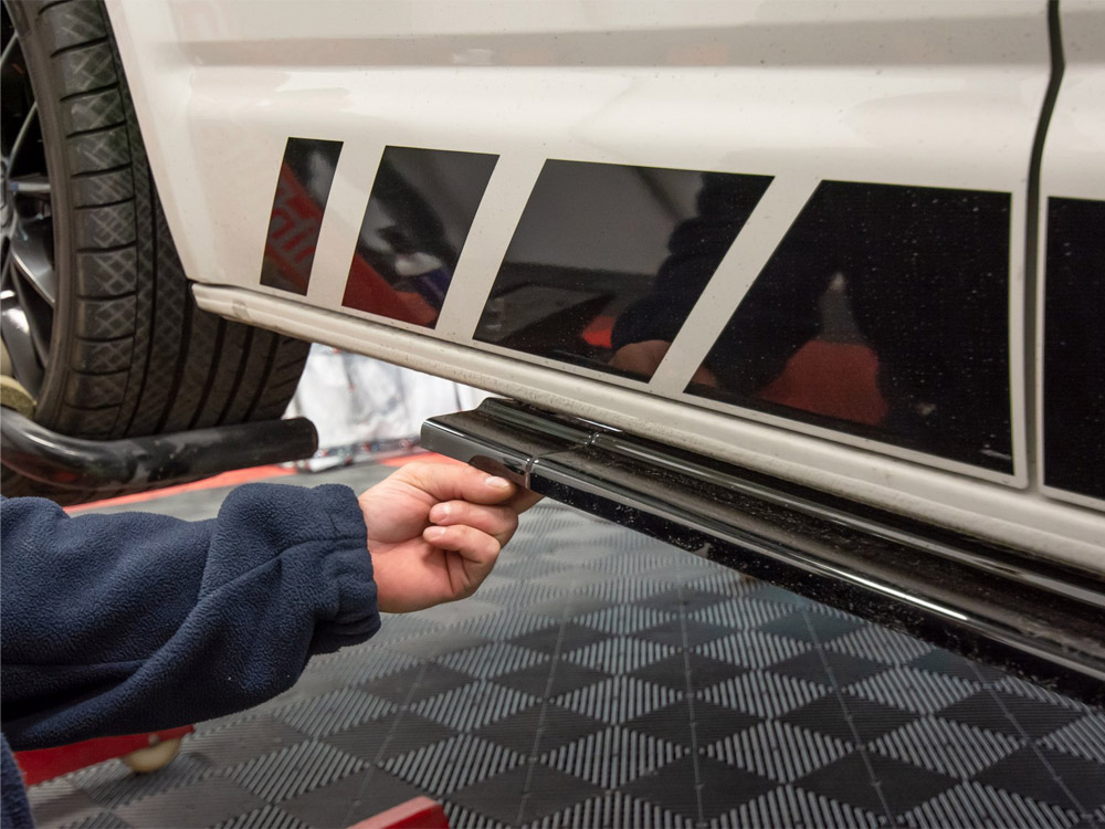 Maxton side skirts diffusers vw t6 5 Maxton side skirts diffusers vw t6 - image 5