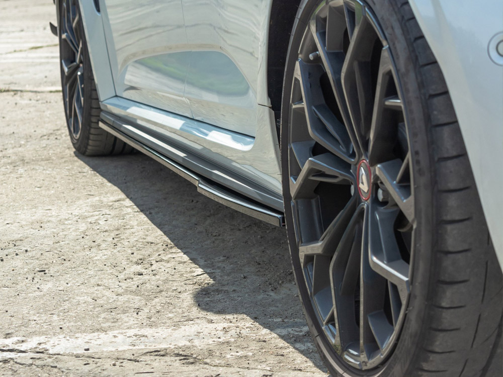 Maxton side skirts diffusers renault megane mk4 rs (2018-2020) 3 Maxton side skirts diffusers renault megane mk4 rs (2018-2020) - image 3