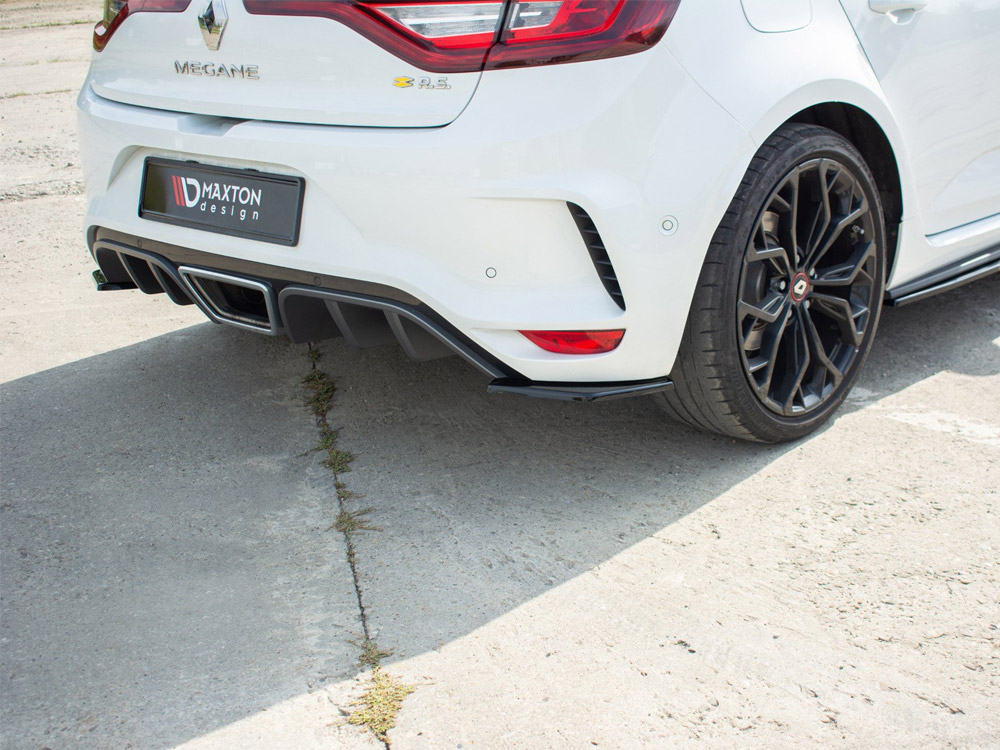 Maxton rear side splitters renault megane mk4 rs (2018-2020) 2 Maxton rear side splitters renault megane mk4 rs (2018-2020) - image 2