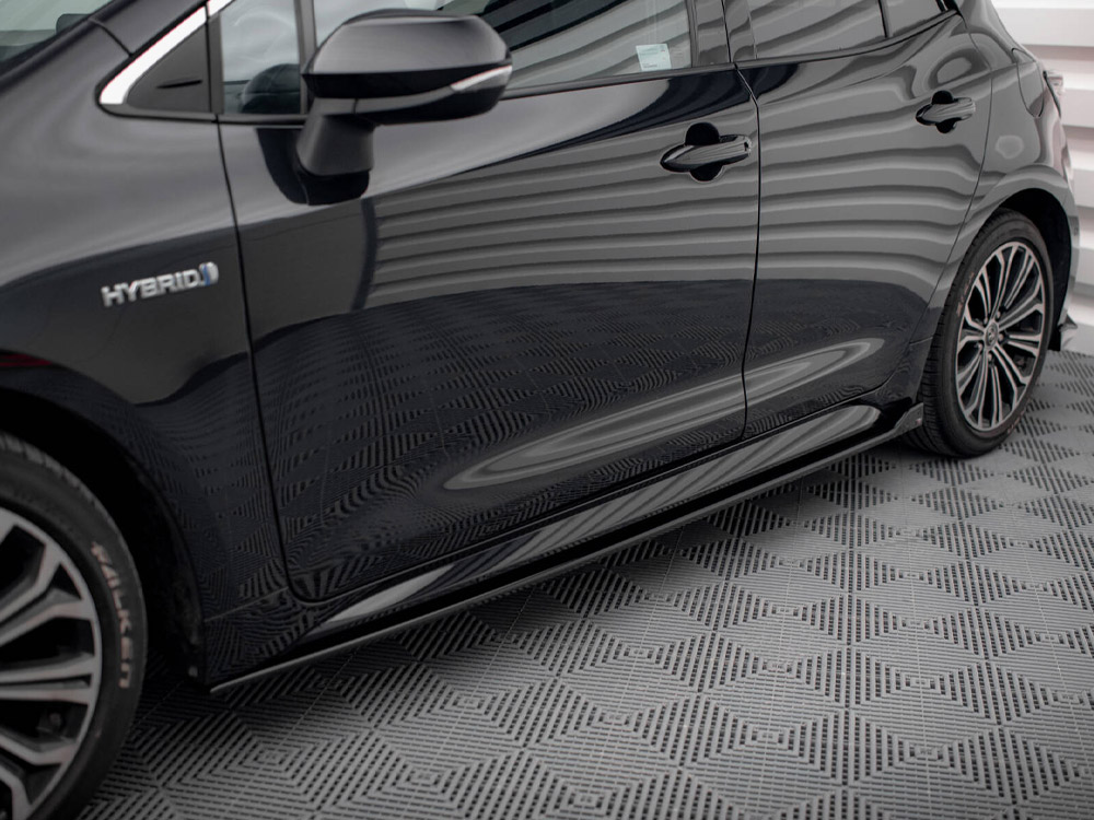 Maxton side skirts diffusers toyota corolla mk12 hatchback 3 Maxton side skirts diffusers toyota corolla mk12 hatchback - image 3