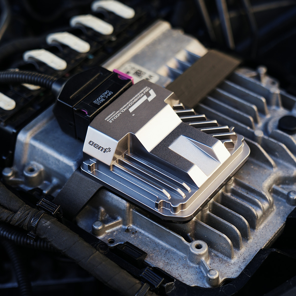 Racingline power control module (pcm) audi rs6/rs7 (c8) 4. 0 v8 tuning box 6 Racingline power control module (pcm) audi rs6/rs7 (c8) 4. 0 v8 tuning box - image 6