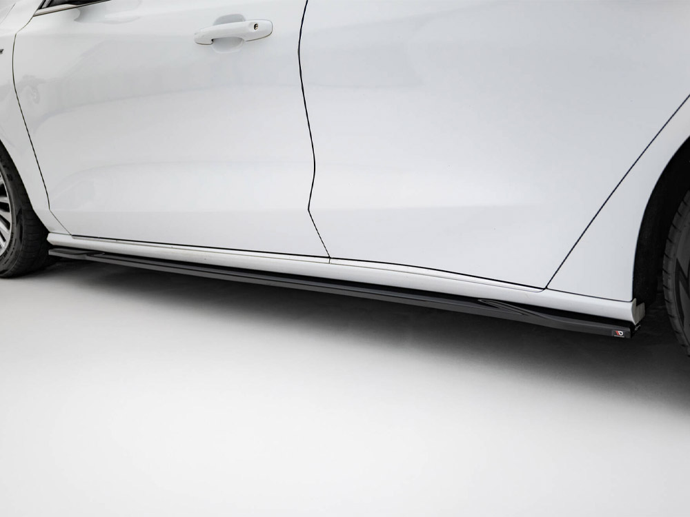 Maxton side skirts diffusers ford focus vignale mk4 4 Maxton side skirts diffusers ford focus vignale mk4 - image 4