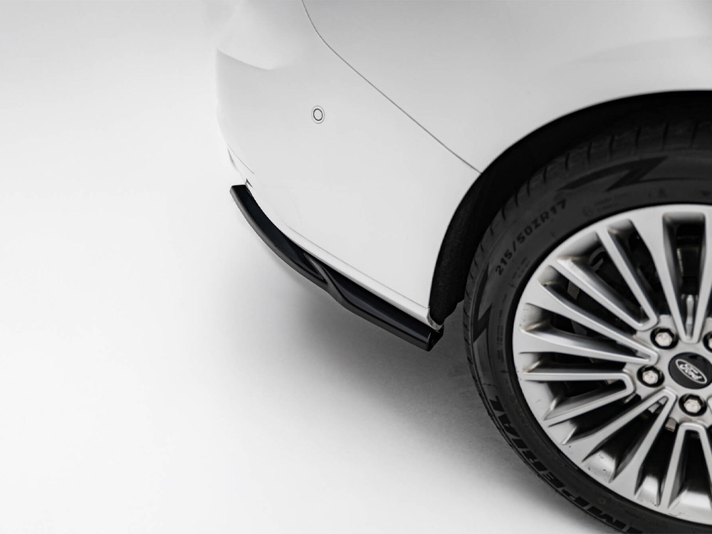 Maxton rear side splitters ford focus vignale estate mk4 4 Maxton rear side splitters ford focus vignale estate mk4 - image 4