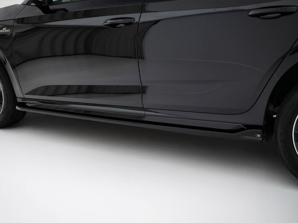 Maxton side skirts diffusers skoda kamiq monte carlo mk1 facelift models 4 Maxton side skirts diffusers skoda kamiq monte carlo mk1 facelift models - image 4