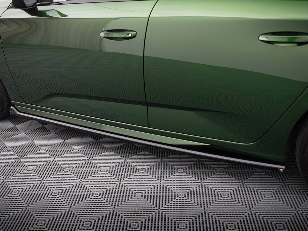 Maxton side skirts diffusers peugeot 308 hatchback mk3 4 Maxton side skirts diffusers peugeot 308 hatchback mk3 - image 4