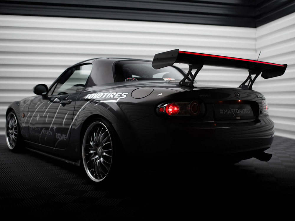 Maxton carbon spoiler with led for mazda mx5 hardtop nc (mk3) 8 Maxton carbon spoiler with led for mazda mx5 hardtop nc (mk3) - image 8