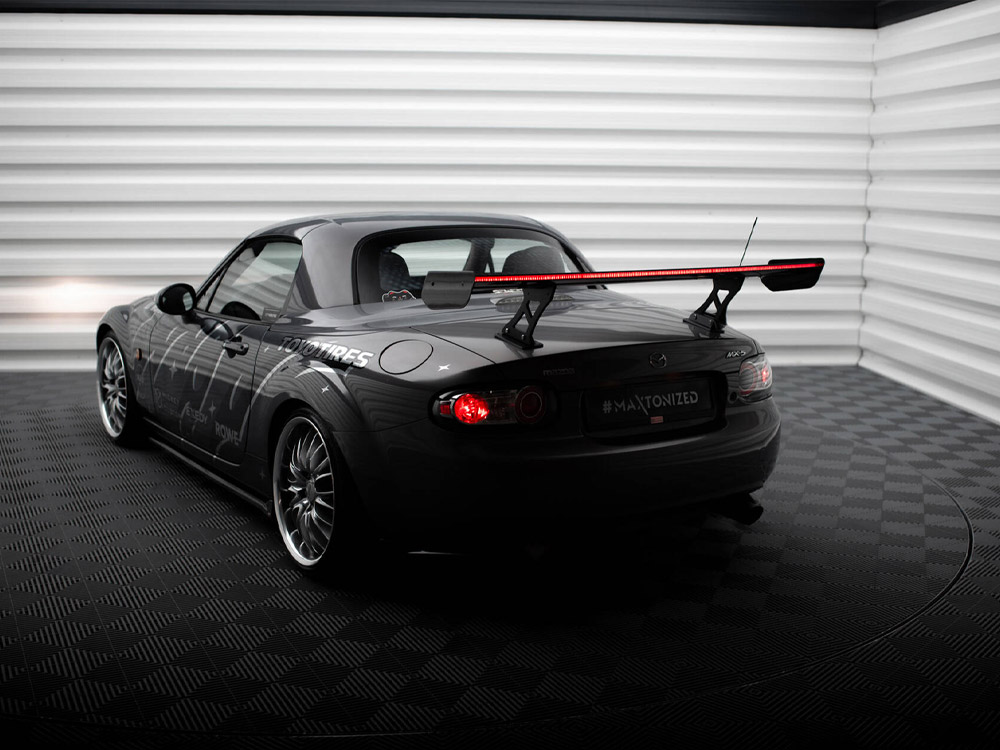 Maxton carbon spoiler with led for mazda mx5 hardtop nc (mk3) 2 Maxton carbon spoiler with led for mazda mx5 hardtop nc (mk3) - image 2