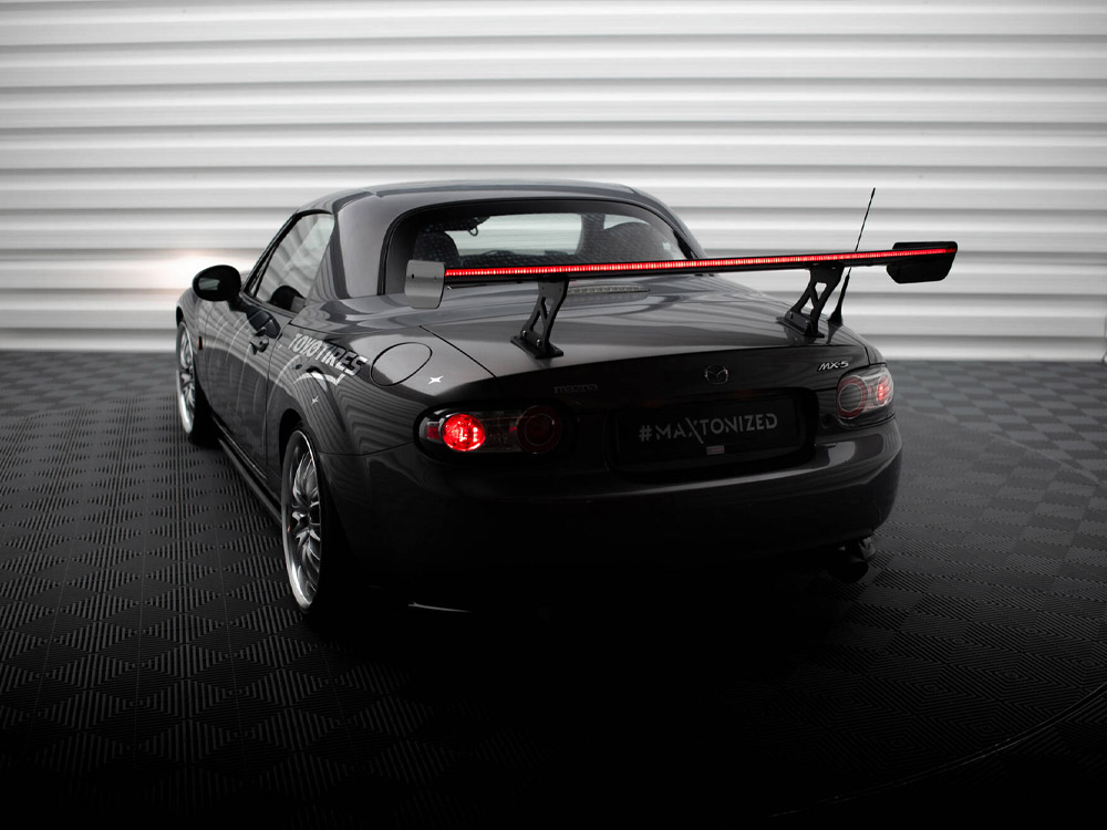 Maxton carbon spoiler with led for mazda mx5 hardtop nc (mk3) 5 Maxton carbon spoiler with led for mazda mx5 hardtop nc (mk3) - image 5