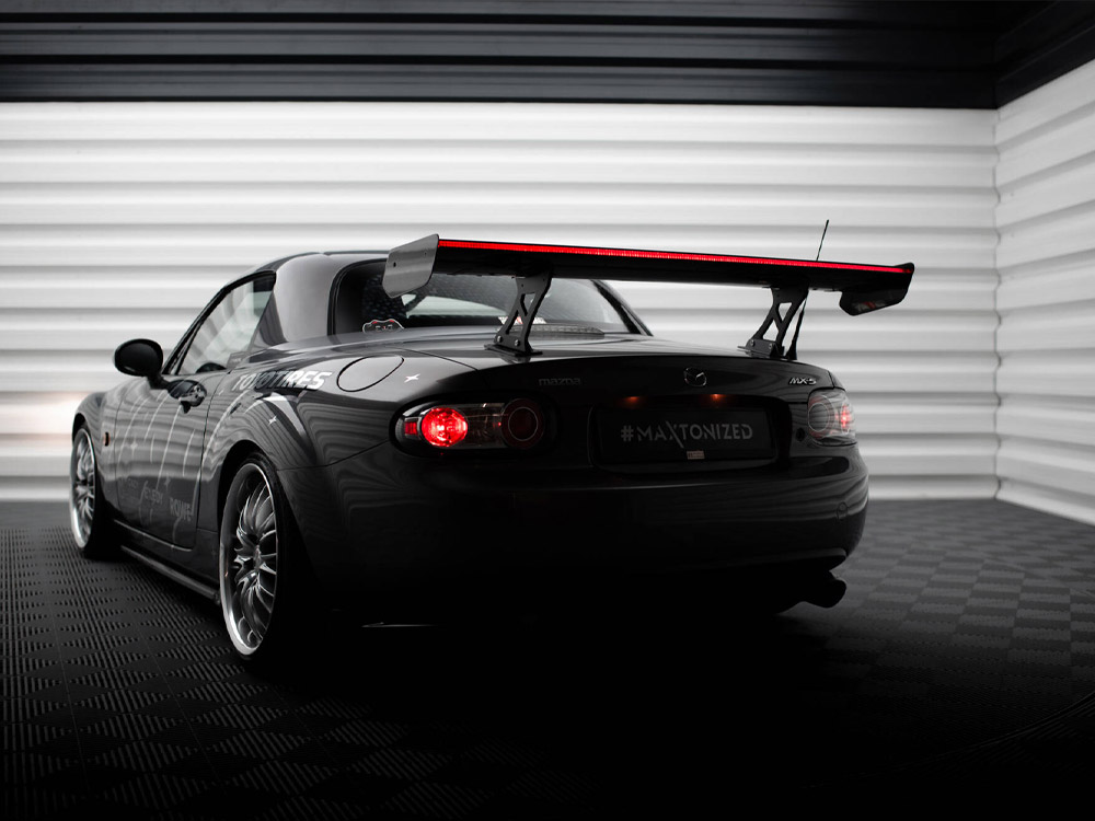 Maxton carbon spoiler with led for mazda mx5 hardtop nc (mk3) 6 Maxton carbon spoiler with led for mazda mx5 hardtop nc (mk3) - image 6