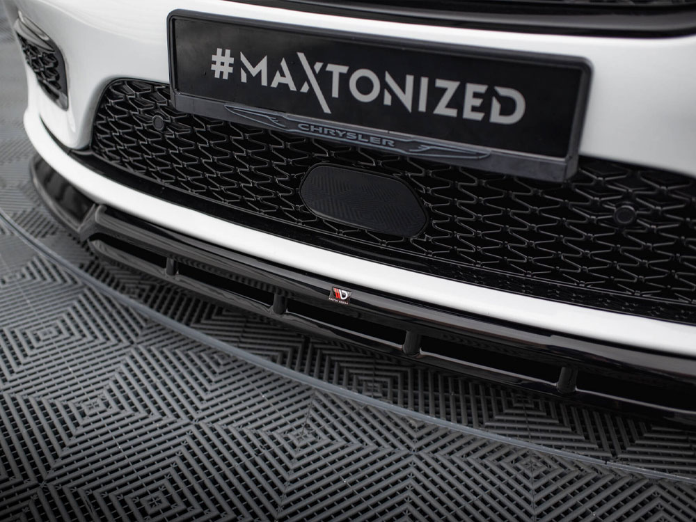 Maxton front splitter chrysler pacifica mk2 facelift models 4 Maxton front splitter chrysler pacifica mk2 facelift models - image 4