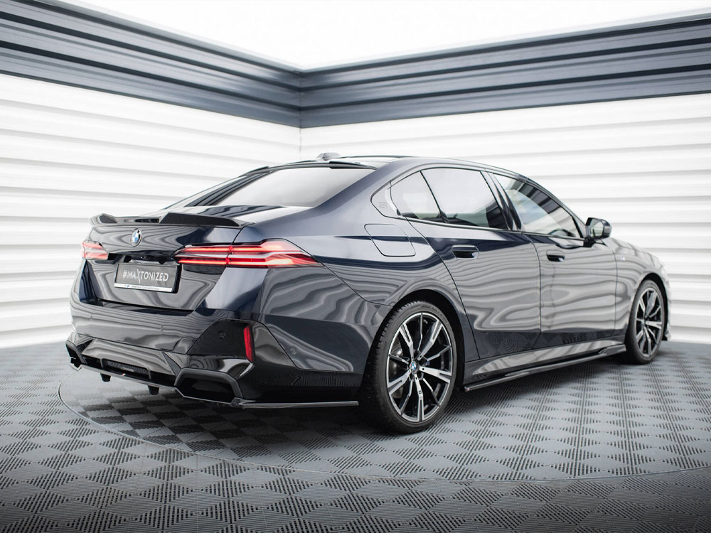 Maxton rear splitter (vertical bars) v2 bmw 5/i5 m-pack g60 2 Maxton rear splitter (vertical bars) v2 bmw 5/i5 m-pack g60 - image 2