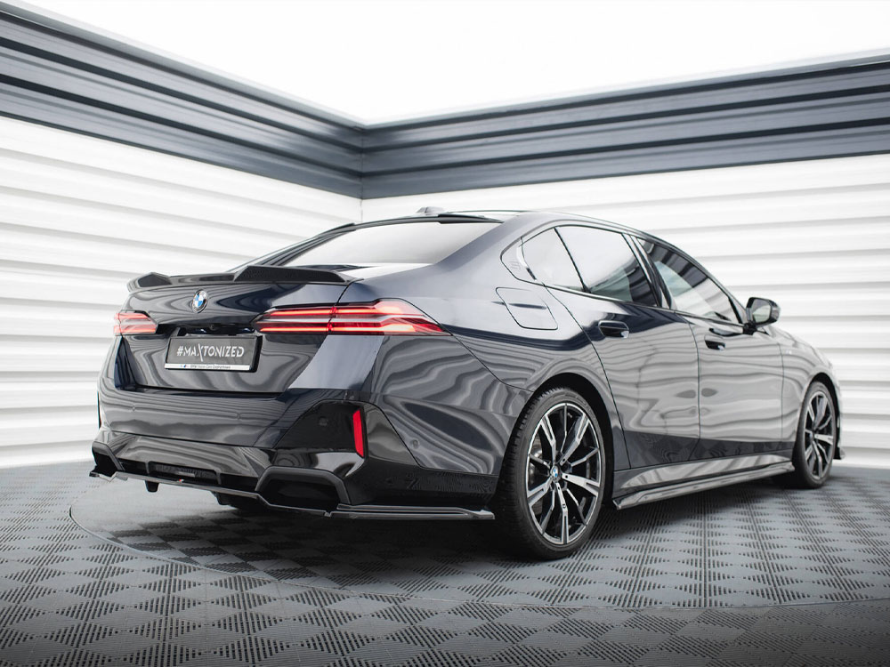 Maxton rear splitter (vertical bars) v1 bmw 5/i5 m-pack g60 2 Maxton rear splitter (vertical bars) v1 bmw 5/i5 m-pack g60 - image 2