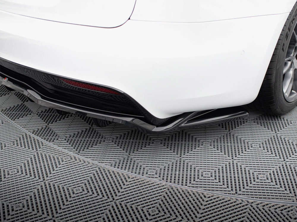 Maxton rear splitter (vertical bars) v2 tesla model s plaid mk1 facelift models 5 Maxton rear splitter (vertical bars) v2 tesla model s plaid mk1 facelift models - image 5