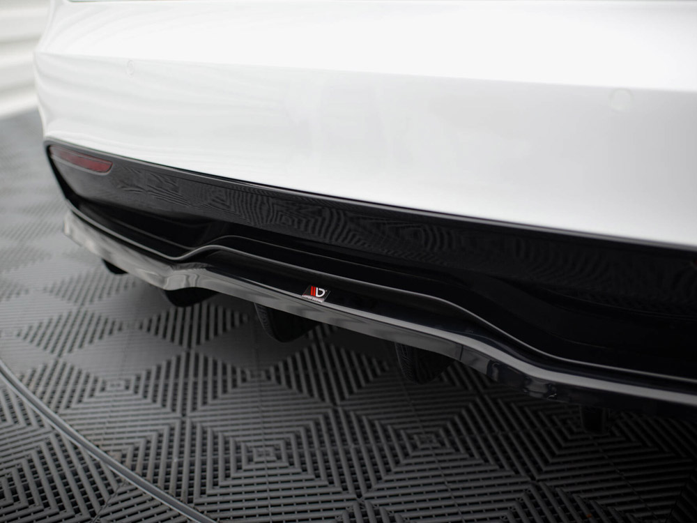 Maxton rear splitter (vertical bars) v1 tesla model s plaid mk1 facelift models 4 Maxton rear splitter (vertical bars) v1 tesla model s plaid mk1 facelift models - image 4
