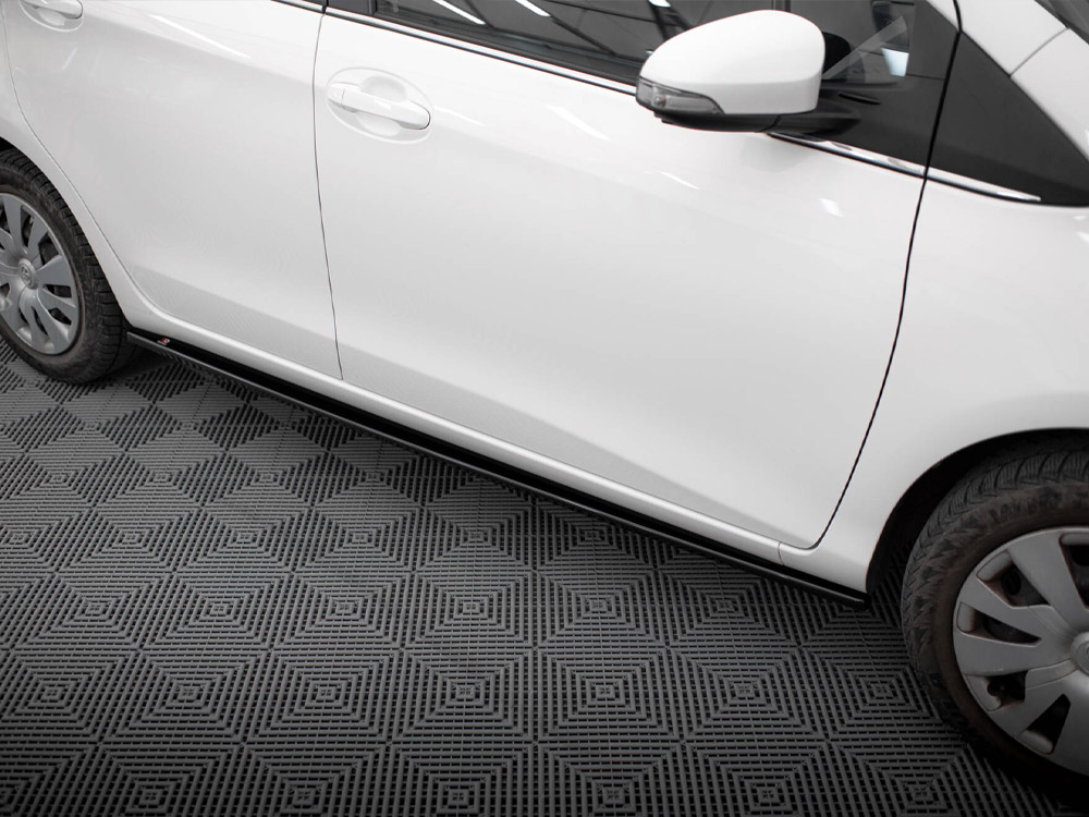 Maxton side skirts diffusers toyota yaris mk3 facelift models 4 Maxton side skirts diffusers toyota yaris mk3 facelift models - image 4