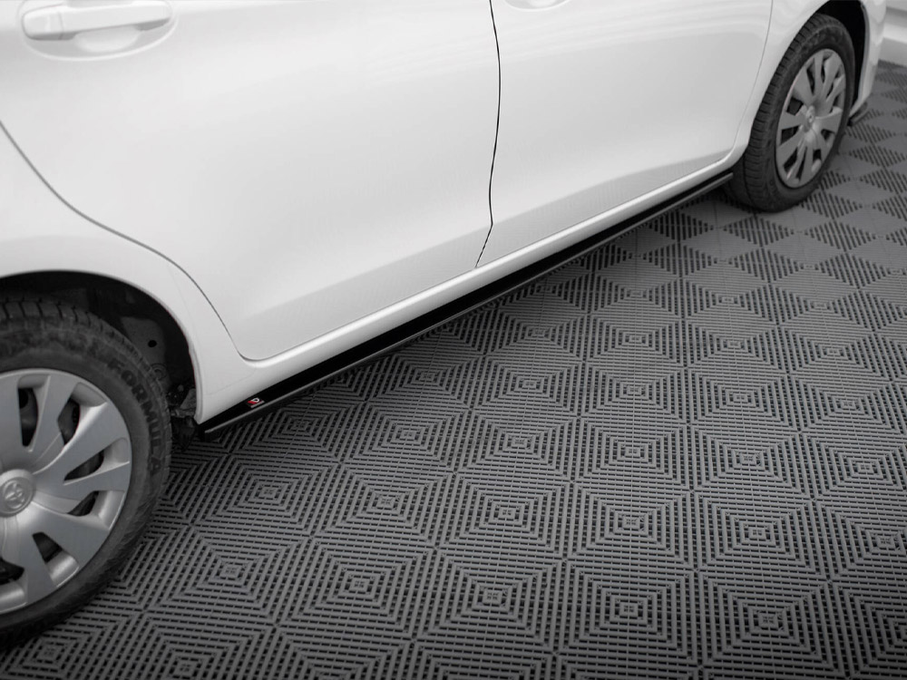 Maxton side skirts diffusers toyota yaris mk3 facelift models 3 Maxton side skirts diffusers toyota yaris mk3 facelift models - image 3