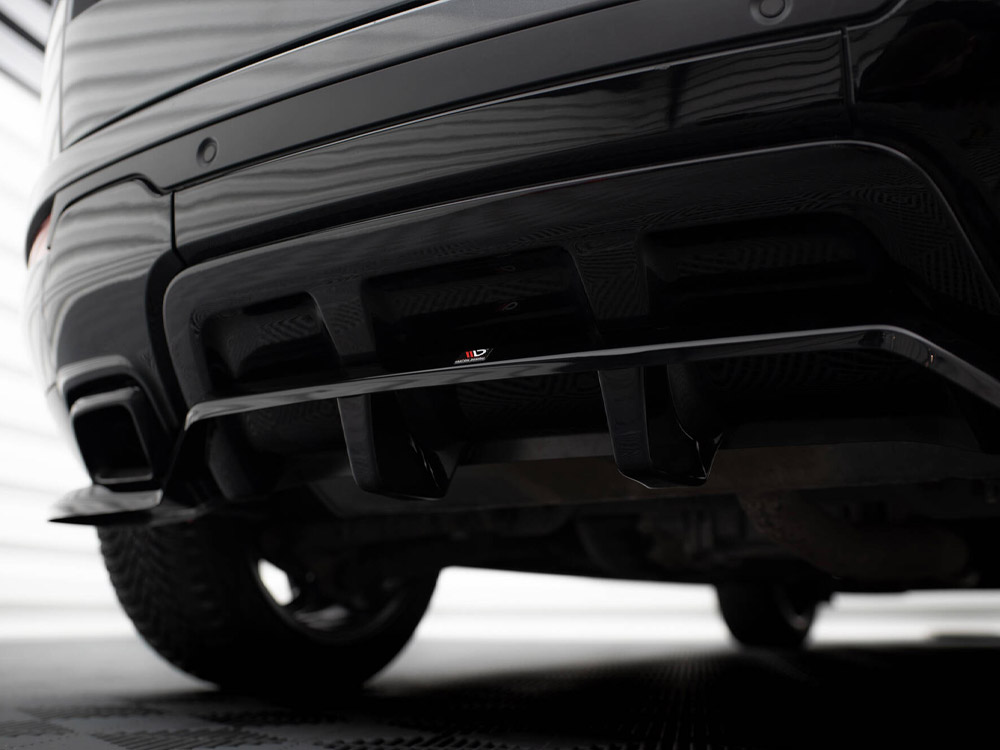 Maxton rear splitter (vertical bars) for land rover range rover evoque hse dynamic mk1 facelift models 5 Maxton rear splitter (vertical bars) for land rover range rover evoque hse dynamic mk1 facelift models - image 5