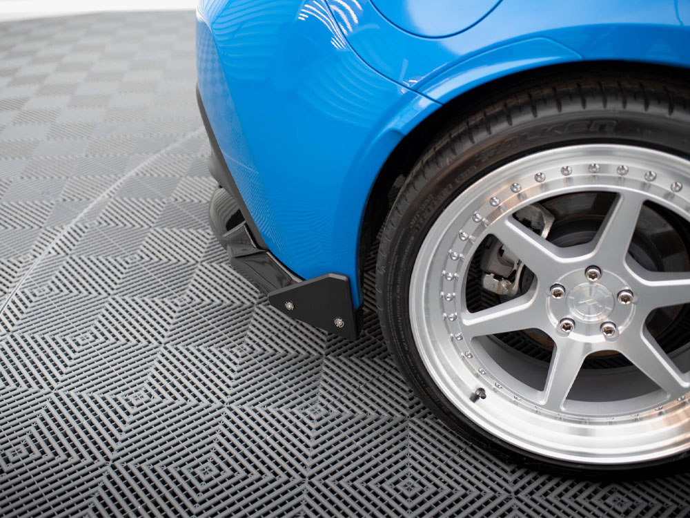 Maxton central rear splitter (vertical bars) v1 + flaps toyota gr86 mk1 5 Maxton central rear splitter (vertical bars) v1 + flaps toyota gr86 mk1 - image 5