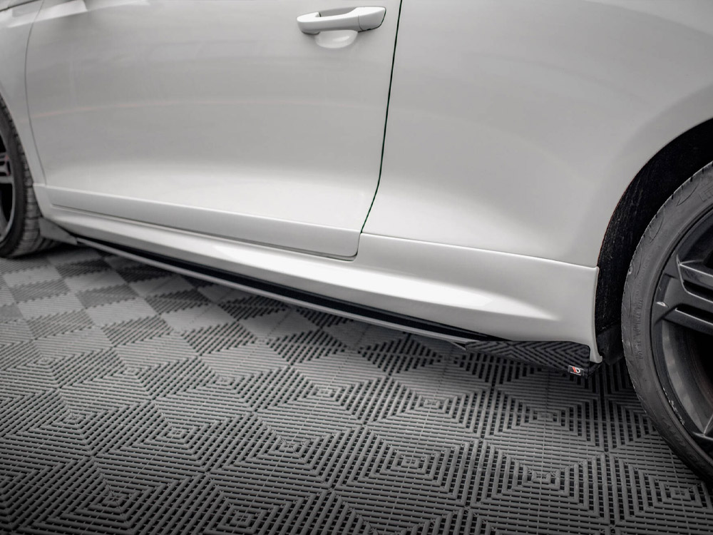 Maxton side flaps volkswagen scirocco r mk3 4 Maxton side flaps volkswagen scirocco r mk3 - image 4