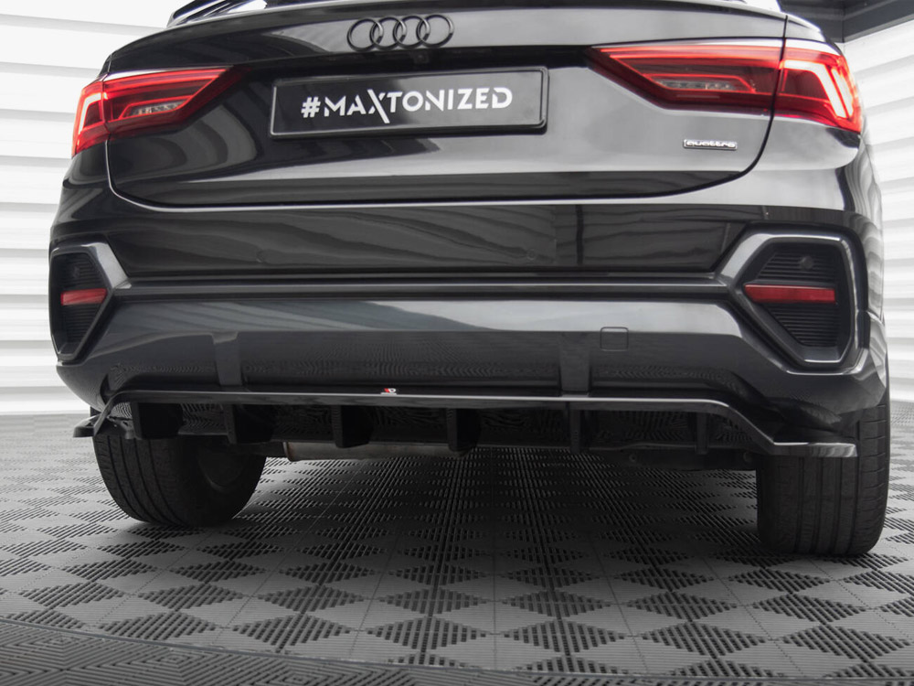 Maxton central rear splitter (vertical bars) audi q3 sportback f3 4 Maxton central rear splitter (vertical bars) audi q3 sportback f3 - image 4