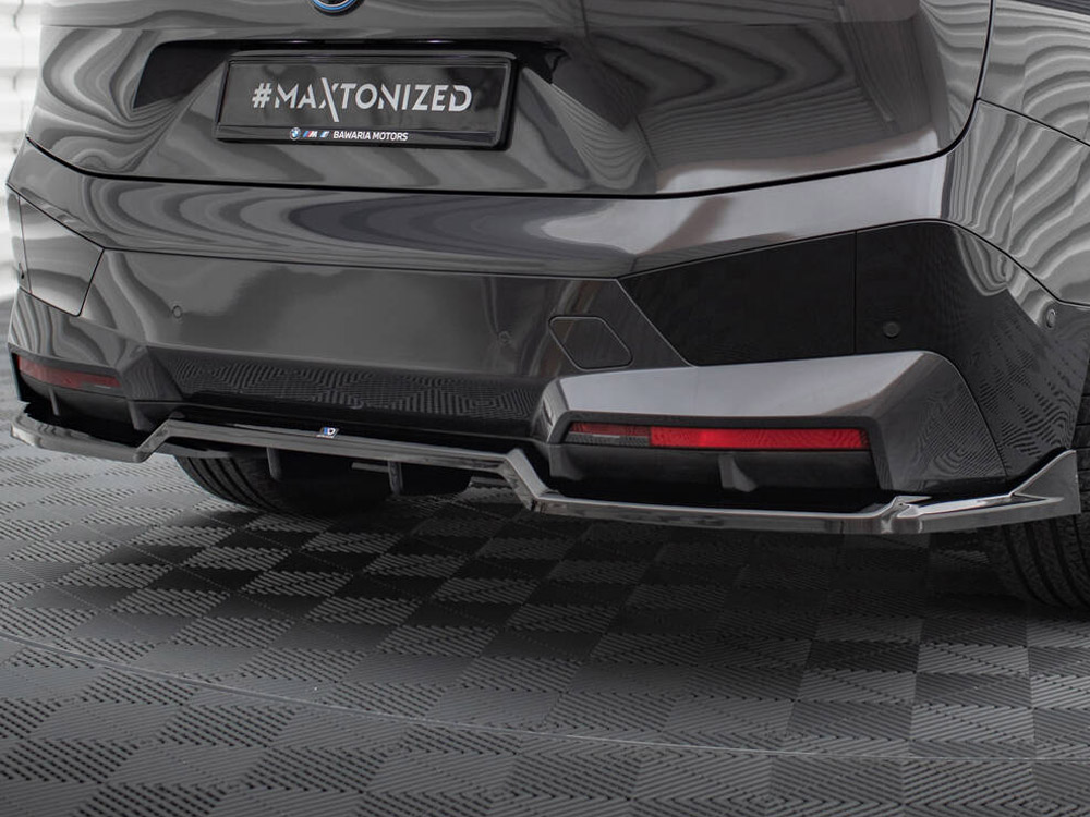 Maxton central rear splitter (vertical bars) bmw ix m-pack i20 3 Maxton central rear splitter (vertical bars) bmw ix m-pack i20 - image 3