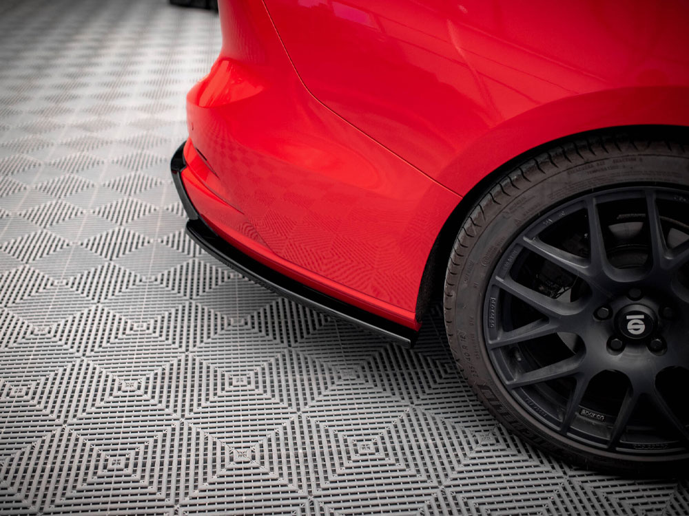 Maxton rear side splitters v7 ford focus st estate mk4 4 Maxton rear side splitters v7 ford focus st estate mk4 - image 4