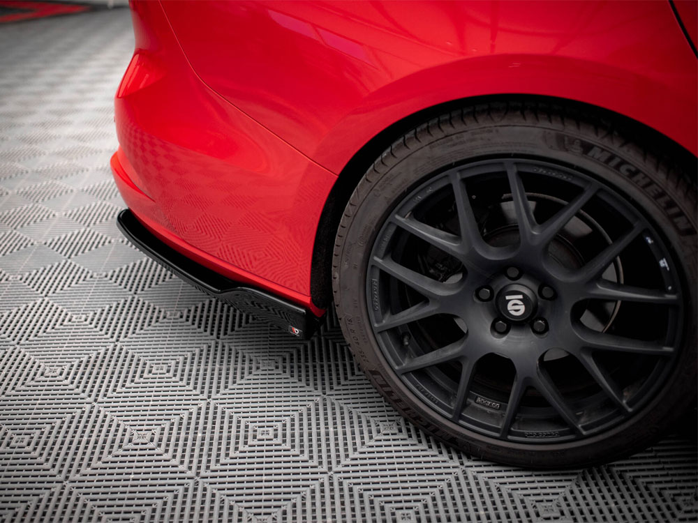 Maxton rear side splitters ford focus st estate mk4 v6 4 Maxton rear side splitters ford focus st estate mk4 v6 - image 4