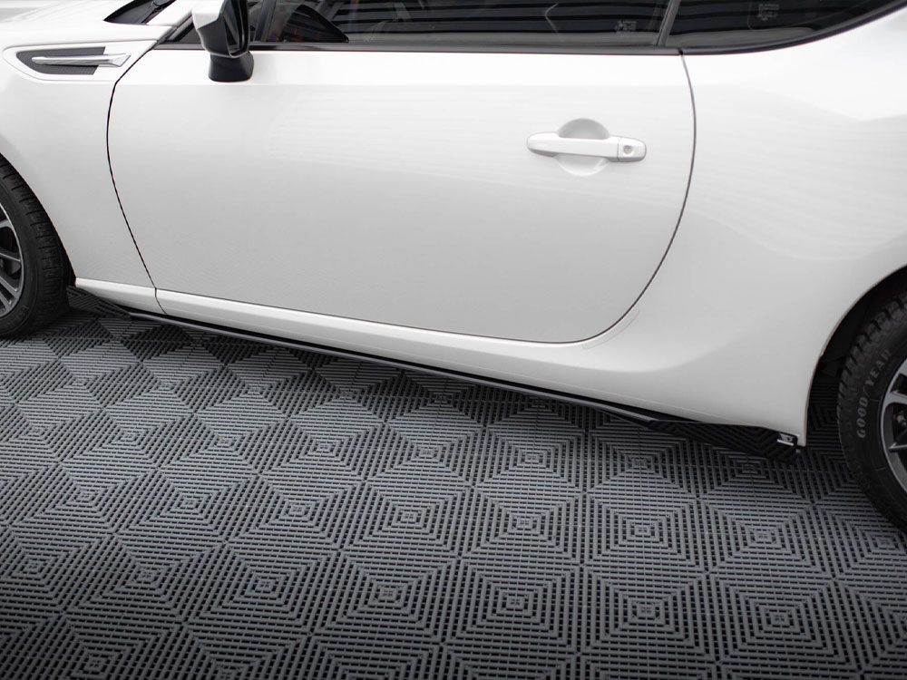 Maxton side flaps subaru brz mk1 / mk1 facelift models 3 Maxton side flaps subaru brz mk1 / mk1 facelift models - image 3