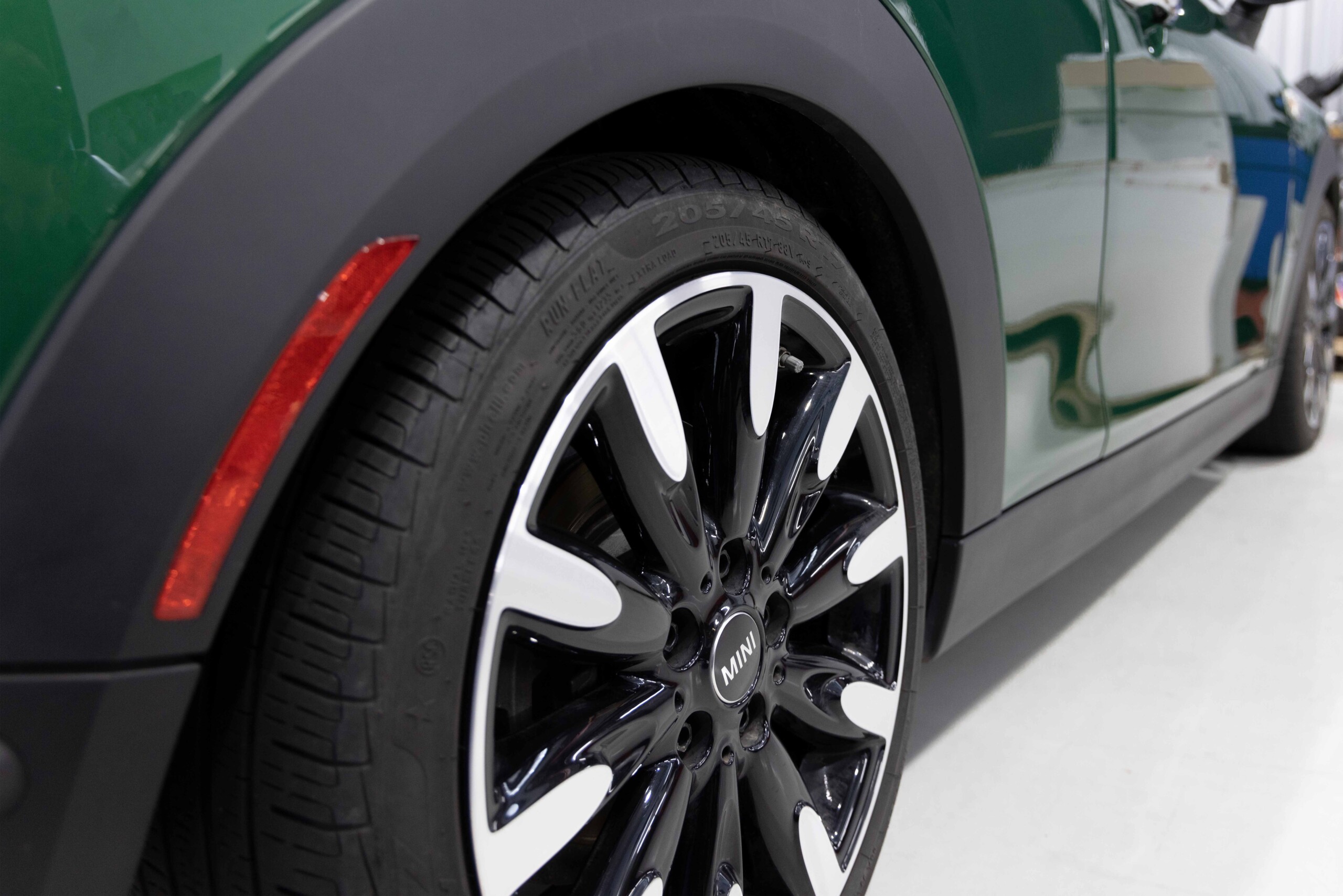 Dinan performance spring set for mini cooper base/s/jcw (f55/f56) 2014-2024 2 Dinan performance spring set for mini cooper base/s/jcw (f55/f56) 2014-2024 - image 2