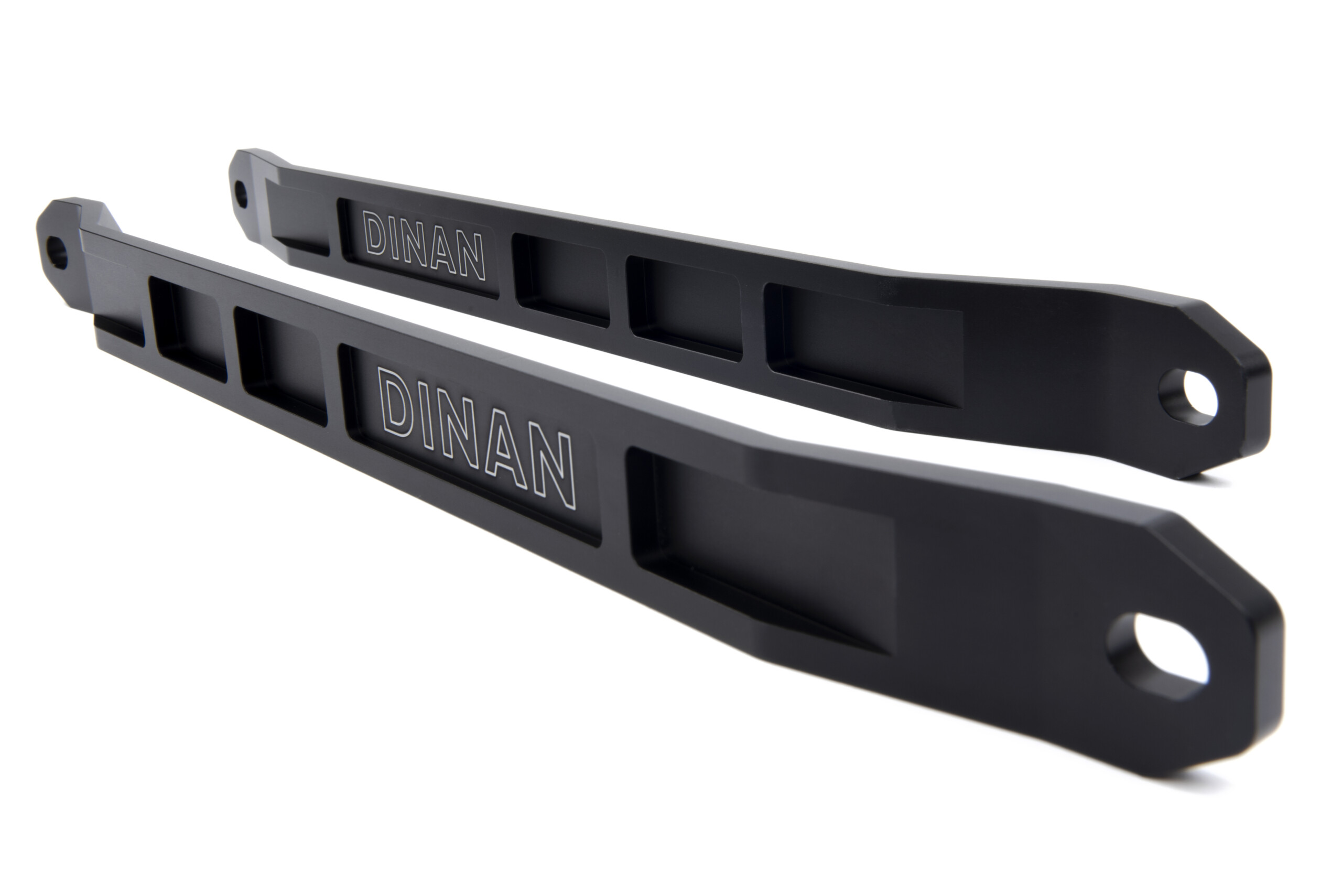 Dinan front aluminium strut tower braces for bmw 430i/m440i (g22/g23/g26) 2021-2025 5 Dinan front aluminium strut tower braces for bmw 430i/m440i (g22/g23/g26) 2021-2025 - image 5