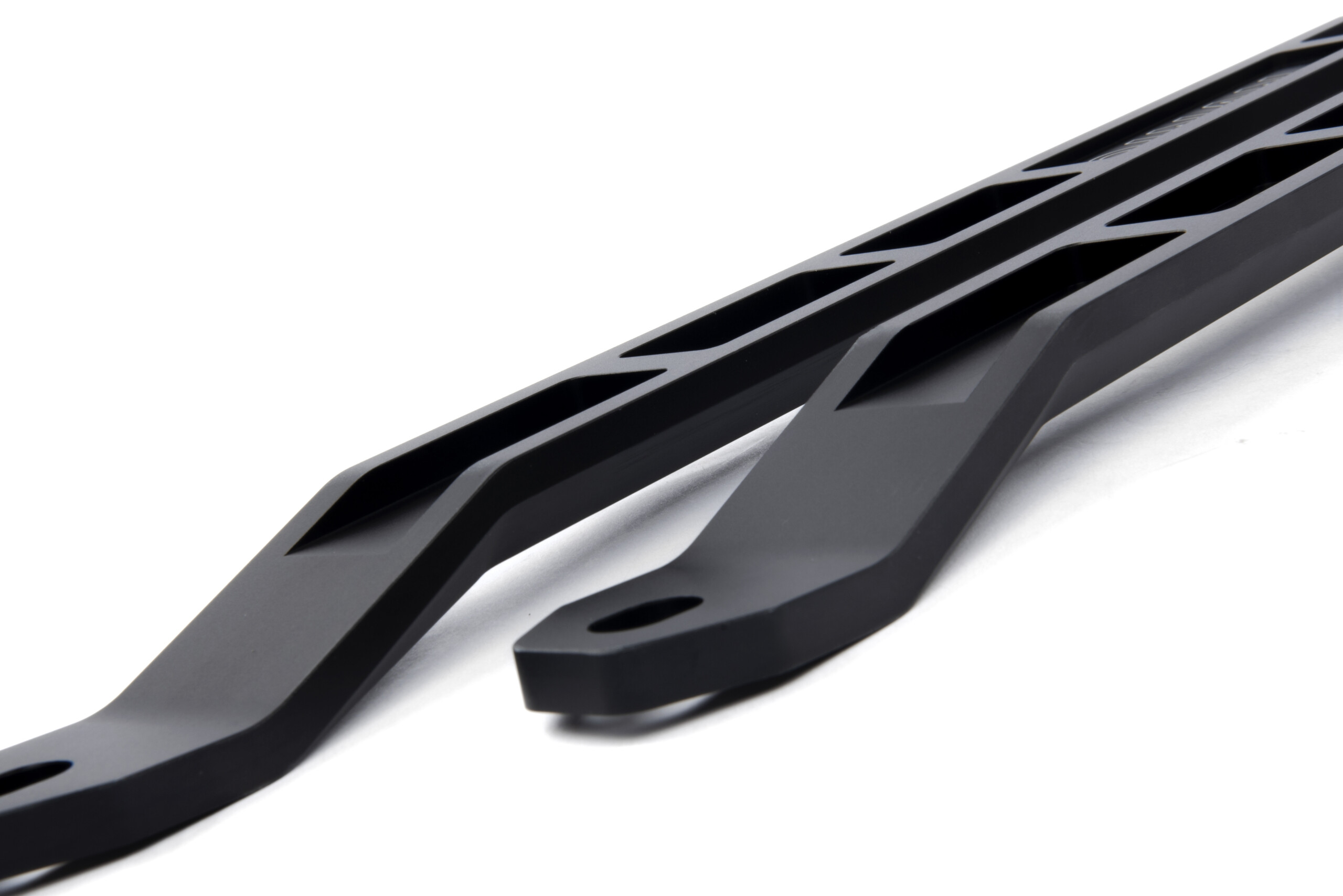 Dinan front aluminium strut tower braces for bmw 230i/330i/m240i/m340i (g20/g42) 2019-2025 11 Dinan front aluminium strut tower braces for bmw 230i/330i/m240i/m340i (g20/g42) 2019-2025 - image 11