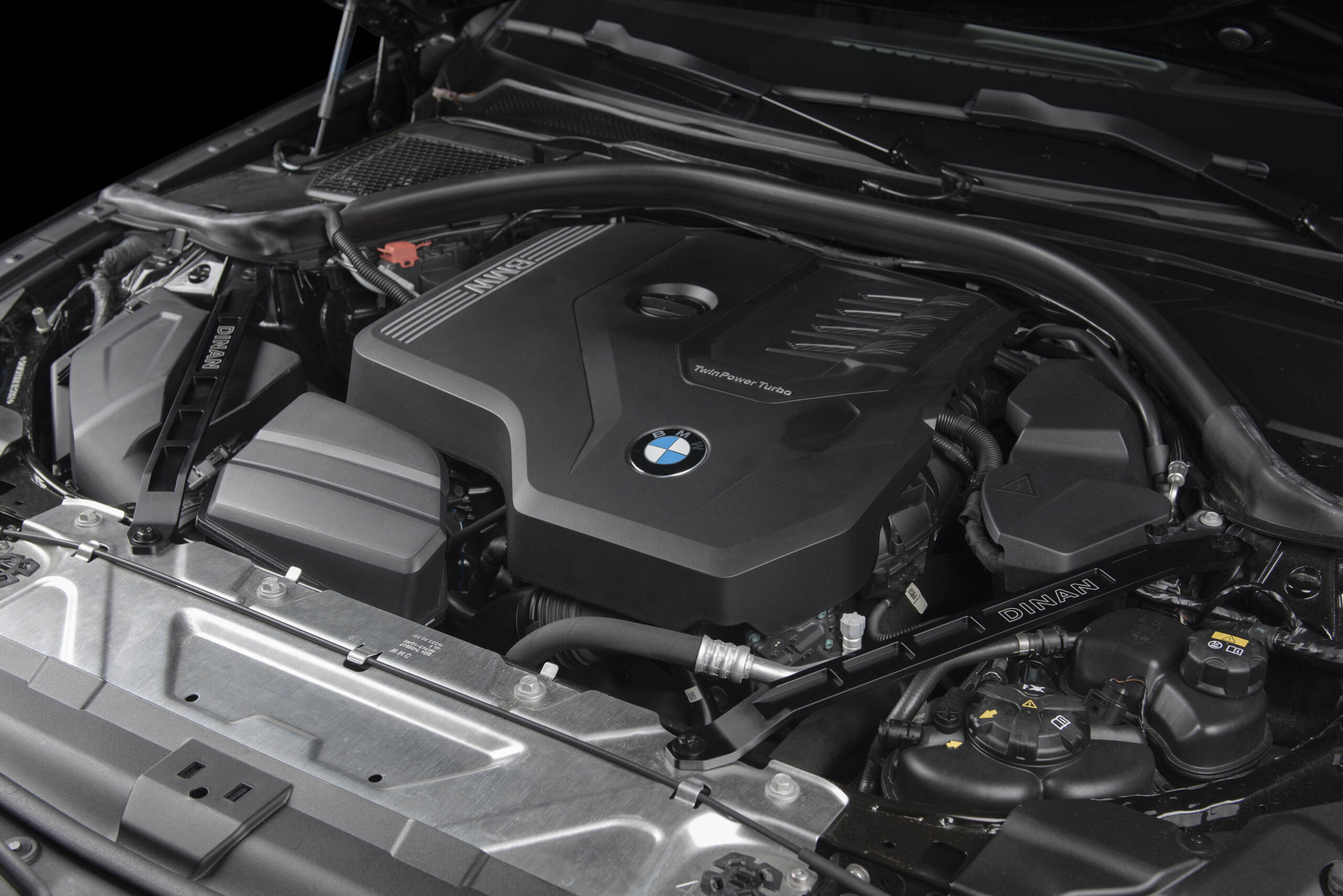 Dinan front aluminium strut tower braces for bmw 230i/330i/m240i/m340i (g20/g42) 2019-2025 10 Dinan front aluminium strut tower braces for bmw 230i/330i/m240i/m340i (g20/g42) 2019-2025 - image 10