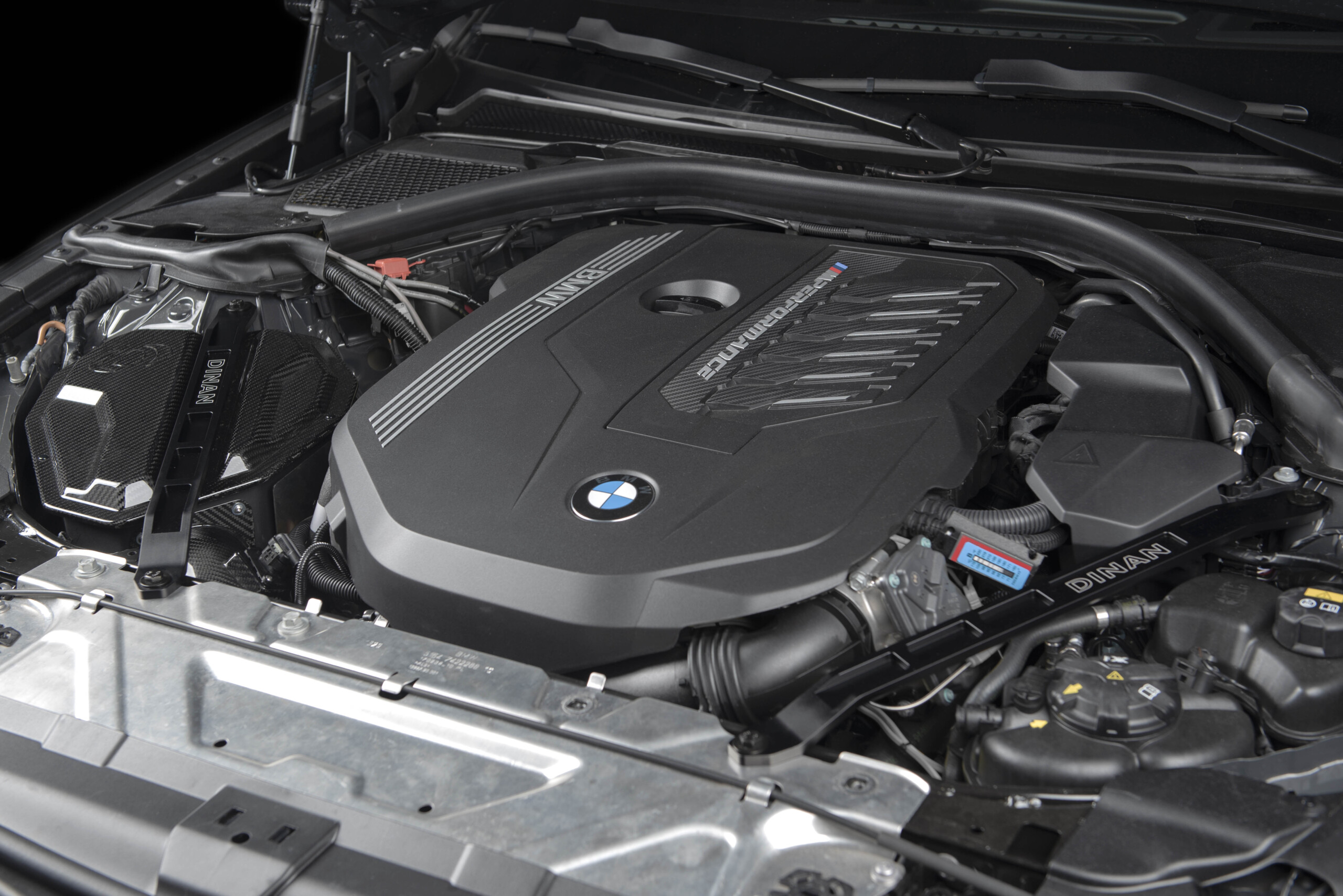 Dinan front aluminium strut tower braces for bmw 230i/330i/m240i/m340i (g20/g42) 2019-2025 8 Dinan front aluminium strut tower braces for bmw 230i/330i/m240i/m340i (g20/g42) 2019-2025 - image 8