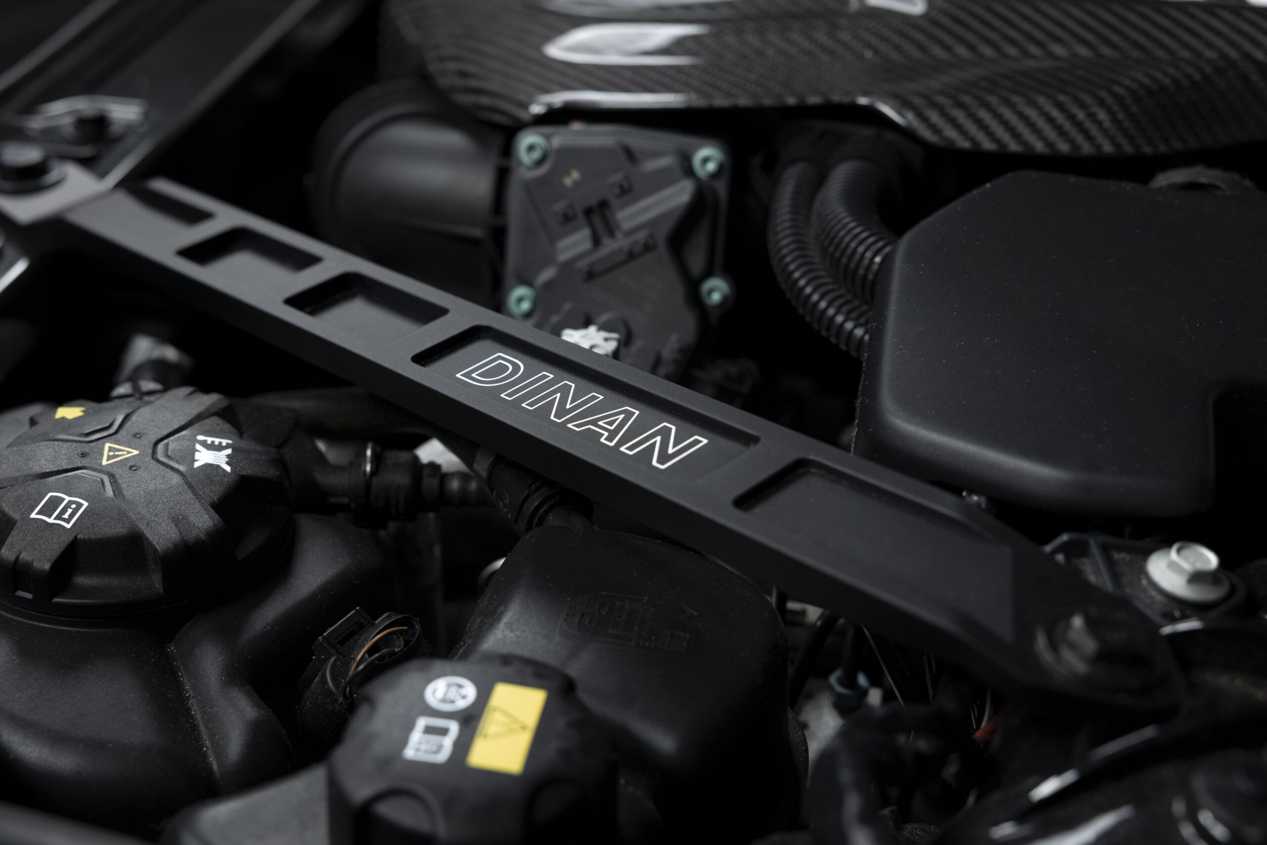 Dinan front aluminium strut tower braces for 2020-2025 toyota gr supra (a90/a91) 5 Dinan front aluminium strut tower braces for 2020-2025 toyota gr supra (a90/a91) - image 5