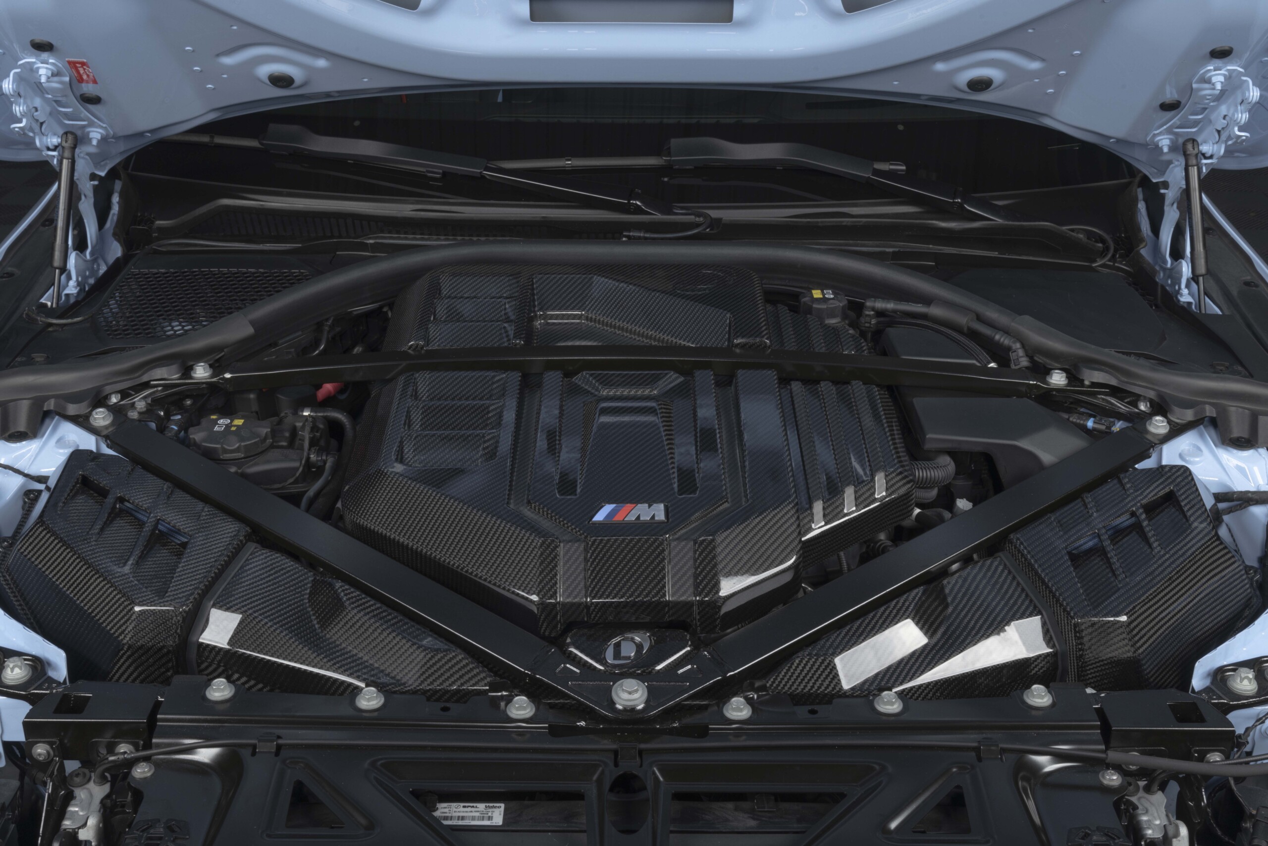 Dinan gloss carbon fibre engine cover for bmw m2/m3/m4 (g80/g82/g87) 2021-2025 11 Dinan gloss carbon fibre engine cover for bmw m2/m3/m4 (g80/g82/g87) 2021-2025 - image 11