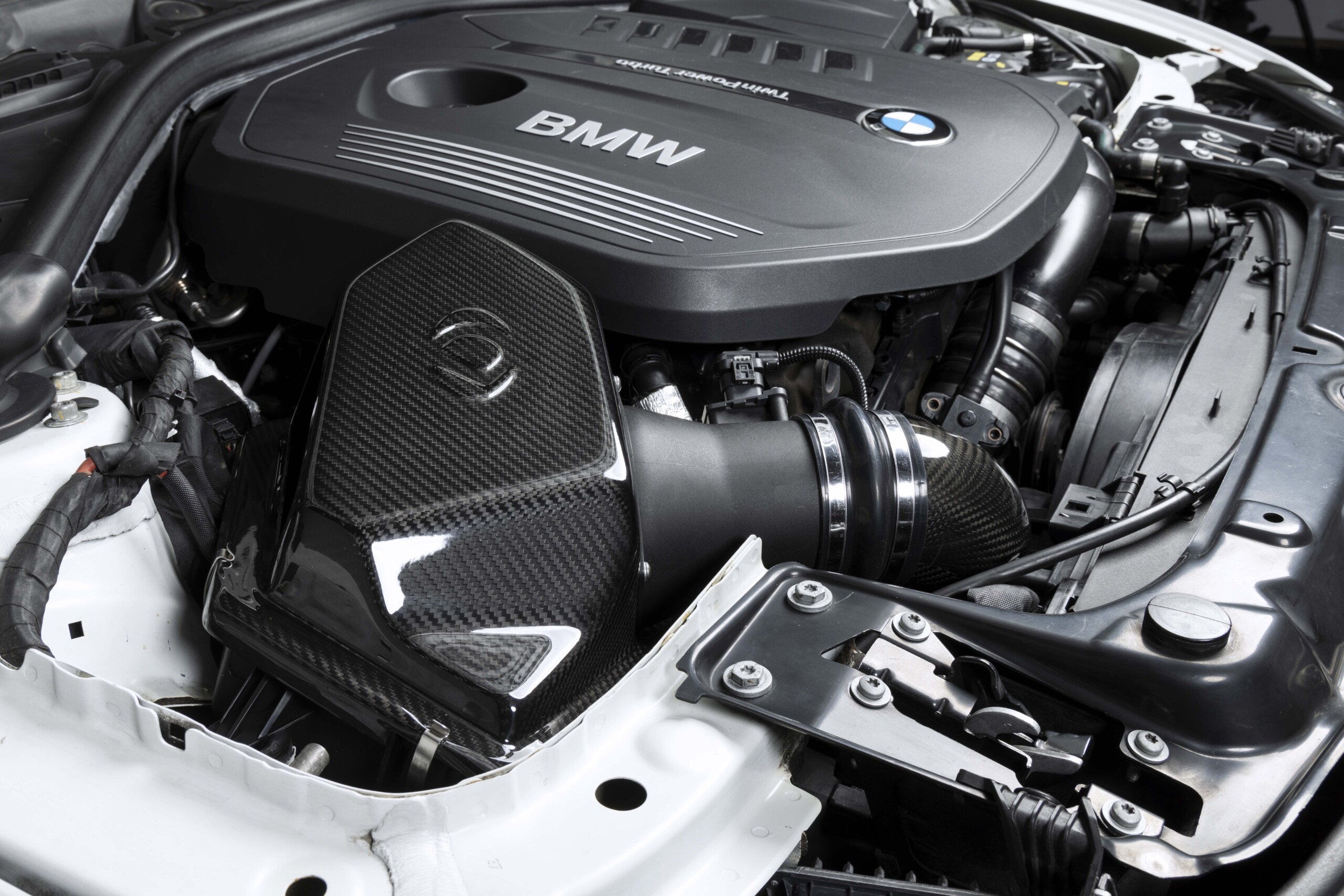 Dinan carbon fibre semi-open intake for bmw m240i/340i/440i (f22/f23/f30/f32/f33/f34/f36) 2016-2021 9 Dinan carbon fibre semi-open intake for bmw m240i/340i/440i (f22/f23/f30/f32/f33/f34/f36) 2016-2021 - image 9