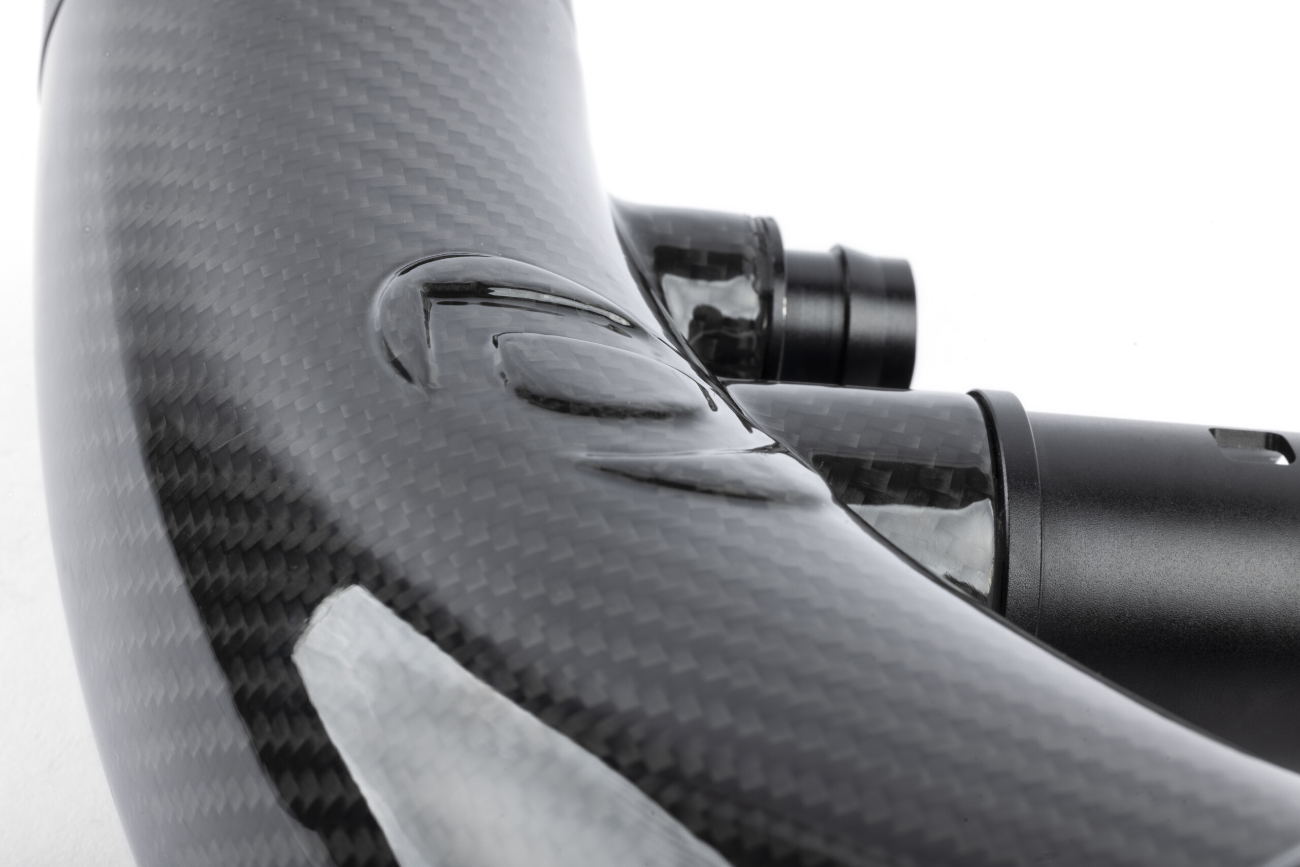 Dinan carbon fibre turbo inlet pipe for bmw 230i/330i/430i (g20/g22/g23/g26/g42) 2019-2025 6 Dinan carbon fibre turbo inlet pipe for bmw 230i/330i/430i (g20/g22/g23/g26/g42) 2019-2025 - image 6